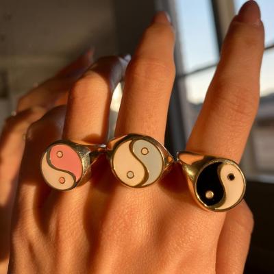 China FASHIONABLE 2022 Wholesale Women's Chunky Finger Jewelry PVD Enamel 18K Rose Gold Plated Stainless Steel Yin Ying Yang Ring for sale