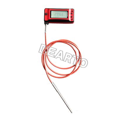 China Pt100 Digital Thermometer with Wireless Data Transmission and ±0.05C/1 Year Stability for sale