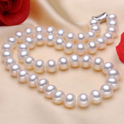 China CLASSIC Factory Wholesale Pearl Necklace Necklace, 925 Silver Clasp, Customized Designs Available for sale