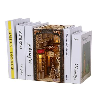 China Eco - Friendly Laser Cutting Diy Miniature Doll House for sale