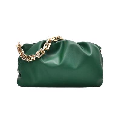 China Custom Fashion Logo Day Clutch Pleated Women Fashion Handbags Shoulder Cloud Bag With Gold Chain for sale