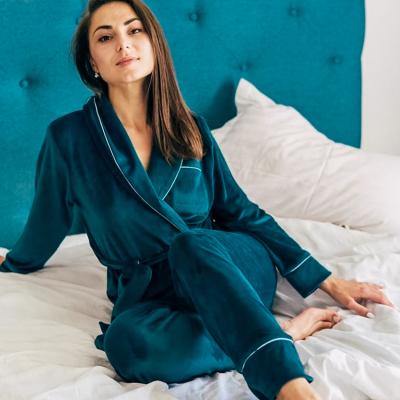 China Factory Custom Women Rongxi Thick Pajamas Thermal Long Sleeve Green Color Winter Polyester Velvet 2 Piece Pajamas Sets for sale