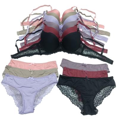 China Bra and Panty Set 2021 Wholesale 2 Piece Underwire OEM Bra Women Lingerie Set for sale