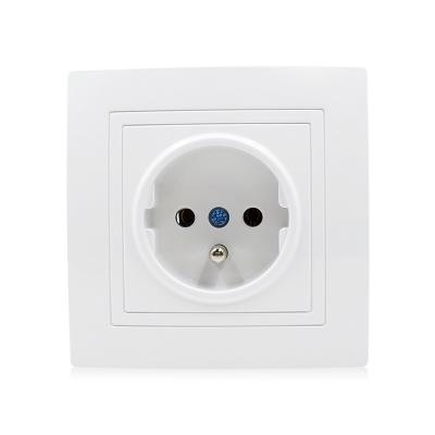 China The other European standard French white wall socket 16A 220V grounding method standard method socket CE certification for sale