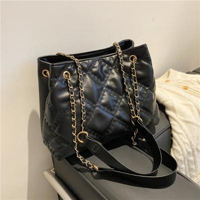 China High Quality Fashion Custom Designers New Large Shoulder Bag Lingge PU Cross - Body Shoulder Bag For Women for sale