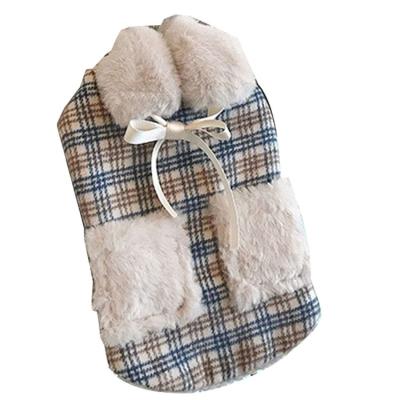 China New Autumn Style Puppy Equipment Plaid Scarf Viable Warm Wool Puppy Cat Two Leg Vest for sale