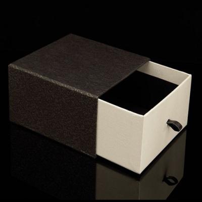 China Custom Luxury Storage Box Container With Lids And High Gloss White Packaging Cardboard Gift Box for sale