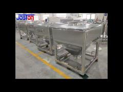 Movable Portable Conical GMP Stainless Steel Pharmaceutical Vessels For Powder Solid