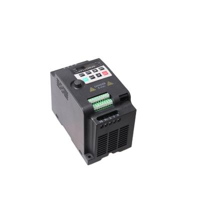 Chine 3 Phase 380V Input 3 Phase 380V Output 2.2KW Mini Frequency Inverter 2HP VFD 2200W Frequency Power Inverter For Water Pump 21*11*16.5cm à vendre