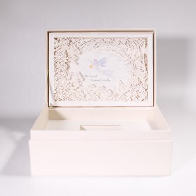 China Handmade Personalized Customization Paper Laser Cutting Design 3D Wedding Pop Up Gift Package Box for sale