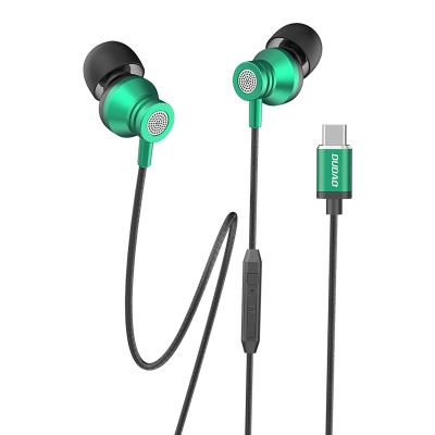 China ISO9001 In-Ear CE RoHS PSE 1 Year Warranty Stereo Bass Metal In Ear Earbuds Factory Made Earphone Wired Type C Earphones With Mic for sale