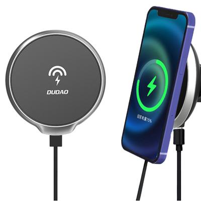 China For iPhone CE RoHS DUDAO F13XS QI 15W Car Charger Phone Magnetic Fast Charging Wireless Holder For iPhone 12 13 for sale