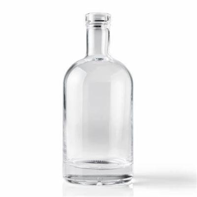 China Superb Wine/Beer/Beverage Flint Glass Spirit Bottle Juniper Whiskey Whiskey Vodka Glass Wine Bottles With Screw for sale