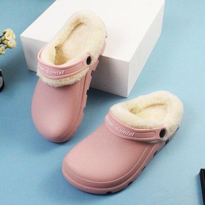 China Damping Fashionable PVC Sandal Shoes Ladies Sandals Slippers For Women Outdoor Slippers For Women for sale