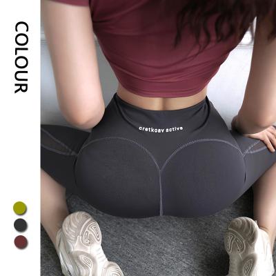 China Breathable five-point five-point quick-drying hip pants sports elastic women's yoga pants summer cycling shorts lift wear fitness for sale