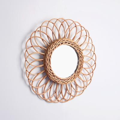 China Home Decor Art Wall Hanging Wicker Mirror Round Rattan Mirror Art Decor New Dresser Wicker for sale