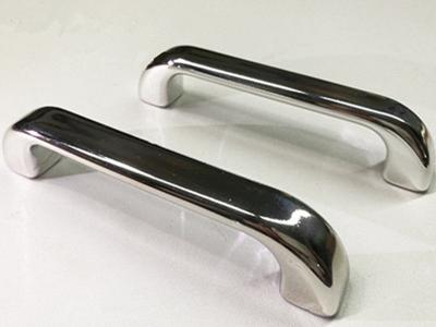 China 96mm T de Handvatten Duurzame Chrome Geplateerde ABS van de Bar de Plastic Kast Knoppen van de de Keukenopmaker van de Meubilairmontage Eenvoudige Te koop