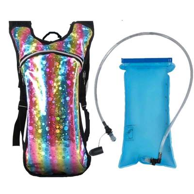 China Waterproof Holographic Backpack Insulated Hydration Backpack With 2L Water Bladder for sale