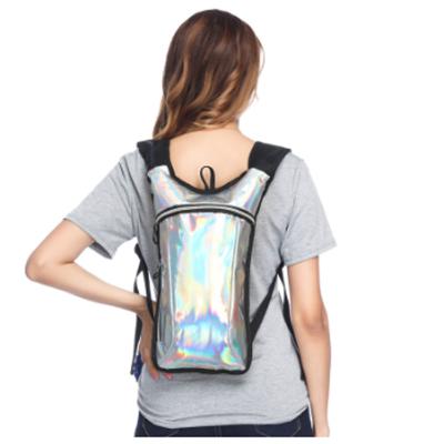 China Hologram Waterproof Waterproof Hydration Backpack Insulated Laser Hydraulic Pack With 2L Water Bladder for sale