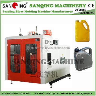 China Plastic Bottle Extrusion Blow Molding Machine For 5L Jerry Can for sale