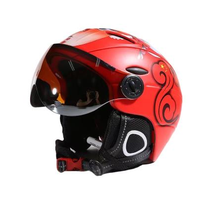 China PC+EPS Ski Helmet Safety Helmet With One-Piece Protective Ski Helmet For Men And Women for sale