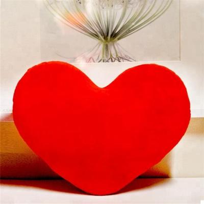 China New Design Fashion Anti-Apnea Plush Pillow With Heart Shape Stuffed Heart Pillow for sale