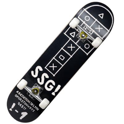 China Hot Selling Outdoor Activities Store 2021 New PU Wheels Skateboard Professional Four Wheel Adult Wooden Skateboard Long Skateboard for sale