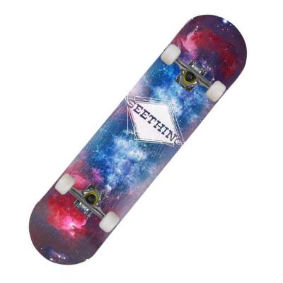 China Outdoor activities canadia wood maple skateboard empty electric skateboard deck factory for sale