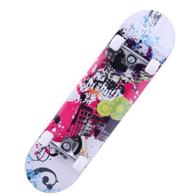 China Outdoor Activities Customized Cheap Price Wholesale PU Wheels Long Wooden Skateboards for sale