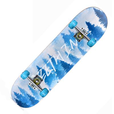 China Custom Outdoor Activities LED Skateboard Full Wheel Skateboard Skateboard Maple for sale