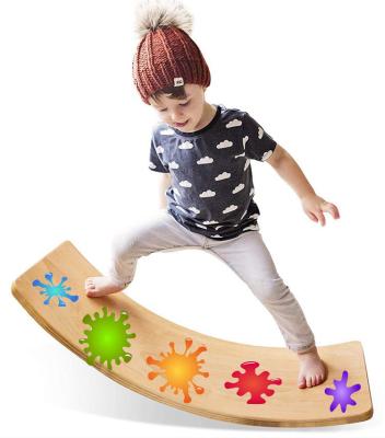 China Eductional Toys Winning New Design Wholesale Wooden Curved Kids Balance Board Kids Toys for sale