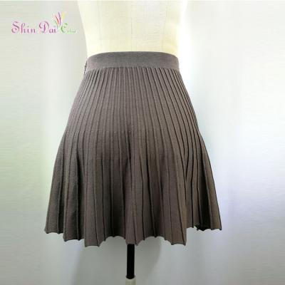 China Anti-wrinkle Ladies Dress Lady One Line Hot Sale Fashion Design 100%Viscose Sweater Short Pleated Skirt for sale