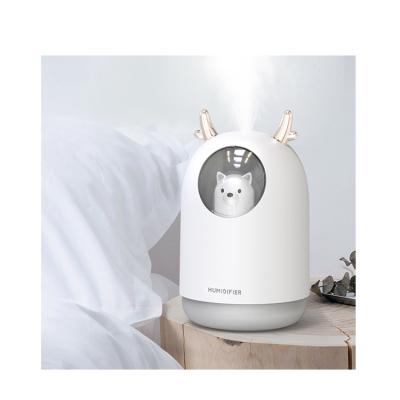 China Desktop Usb Mini Cute Car Quality Assurance Household Spray Humidifier for sale