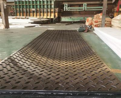 China Wear Resistant HDPE Board Anti-Slip Plastic Flooring Mat Temporary Access Beach Pathway for sale