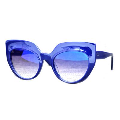 China Fashion Sunglasses High End Sexy Hot Glamorous Trendy Blue Cat Eye Shaded Sunglasses for sale