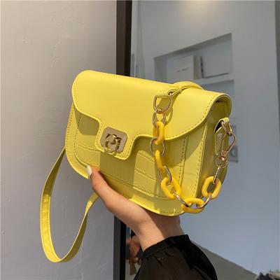 China 2021 summer new retro fashion small bag fashion temperament sidecar west bag shoulder buckle female casual single saddle bag for sale