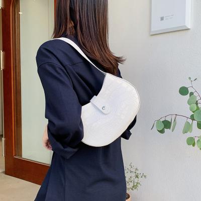 China Fashoion Women Handbag Factory Direct New 2022 Wild Korean Fashionable Female One-shoulder Armpit Bag for sale