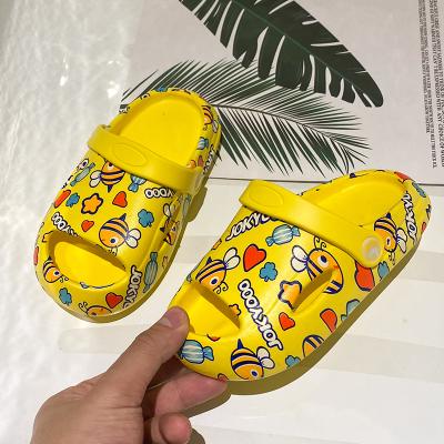 China 2021 Light Weight Kid's Sandals Freeze Narrow Toe Slides Children Toddler Kids Shoe Little Girl Summer Soft Yeezy Slippers Shoes for sale