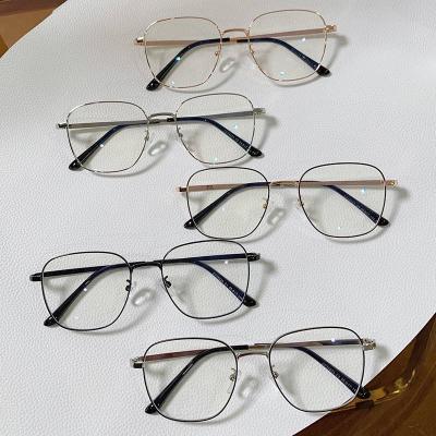 China New Arrived Blue Light Sights Retro Metal Eye Glasses Square Gold Women Optical Sight And Frame Anti Reading For Men for sale