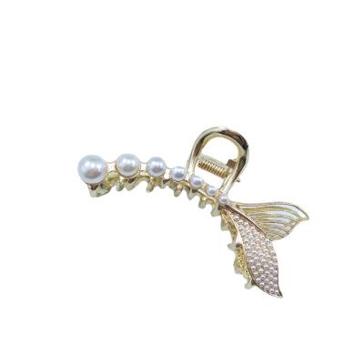 China High Quality Metal Claw Hair Clips For Women Catches Korean Geometric Style Pearl Hair Pin Half Jaw Clamp Bun Hairpins Retro for sale