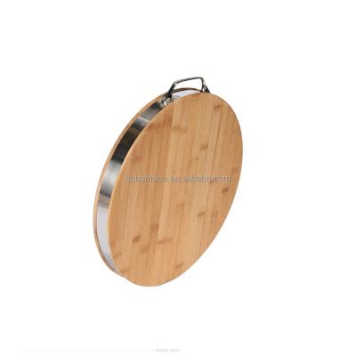 China Sustainable Thick Bamboo Round Butcher Chopper Block With Metal Handle for sale