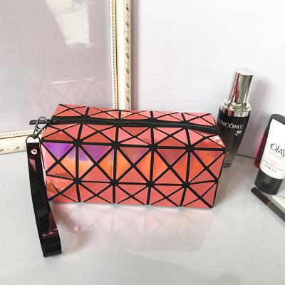 China High Quality New Geometric Cosmetic Bag Women's Rhombic Folding Laser Tote Handbags Handbags For Women for sale