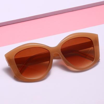 China Fashion Sunglasses Newest Luxury Plastic Oversized Fashion Big Frame Sunglasses Women Shades Sun Glasses for sale