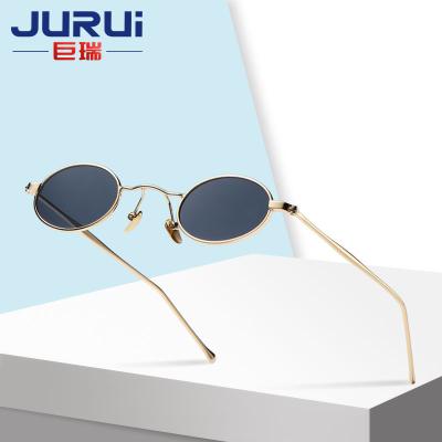 China Small Hip Hop Steampunk Punk Sunglasses Men's Retro Round Frame Sun Glasses for sale