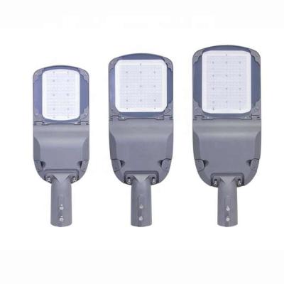 China OEM Custom ROAD Post Ip66 Para Luminarias Public Solar Street Lighting LED Street Light for sale