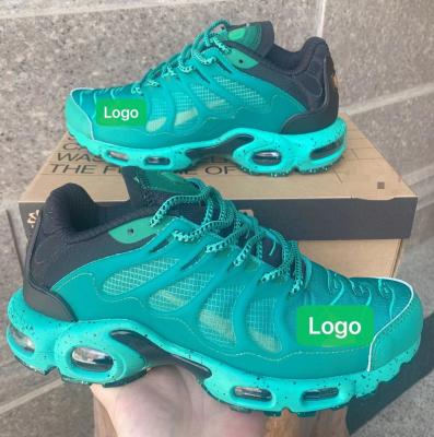 China Fashion trend high quality men's sports shoes mesh fabric popular style in four seasons spring, summer Autumn Winter for sale