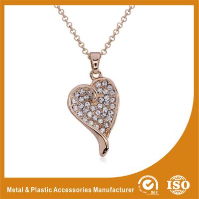 China OEM / ODM Metal Chain Necklace For Women Heart Pendant Necklace for sale