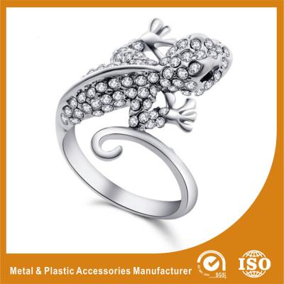 China 304 Stainless Steel Ladies Fashion Rings For Anniversary / Gift for sale