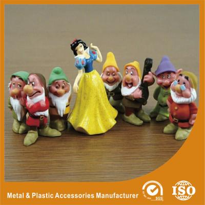 China Snow White Princess And The Seven Dwarfs Small small people figures OEM miniature plastic people for sale