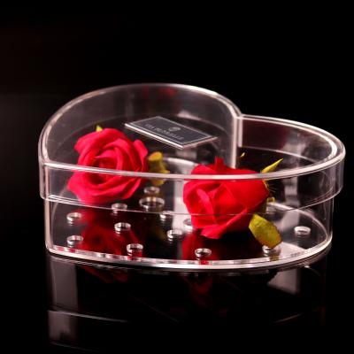 China Unique Unique High Quality Love Heart Shape Clear Box Acrylic Flower for sale